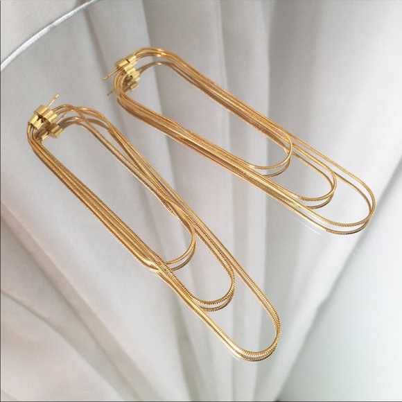 Dangle Cain Earrings - Picture 5 of 5